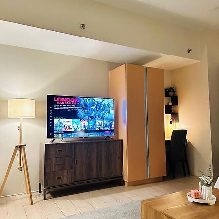 81 Newport Condominium Cluster 5 3A By Rechelle Nunag 帕赛 外观 照片