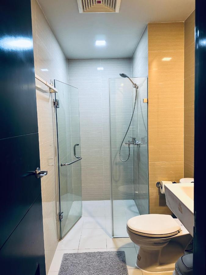 81 Newport Condominium Cluster 5 3A By Rechelle Nunag 帕赛 外观 照片