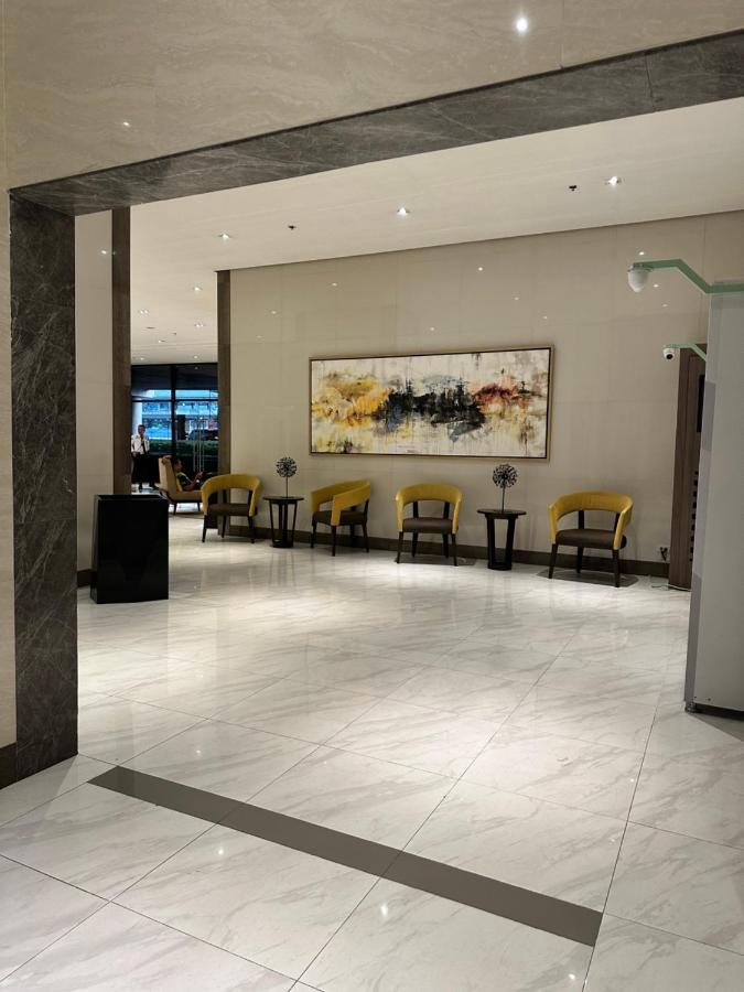 81 Newport Condominium Cluster 5 3A By Rechelle Nunag 帕赛 外观 照片